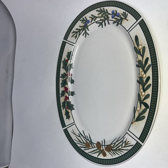 Fairfield Wintergreen 14 1/4" x 10 3/4" Serving Platter Meat Tray 1 - Picture 1 of 7